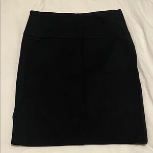ALFRED SUNG Classic Black Pencil Skirt